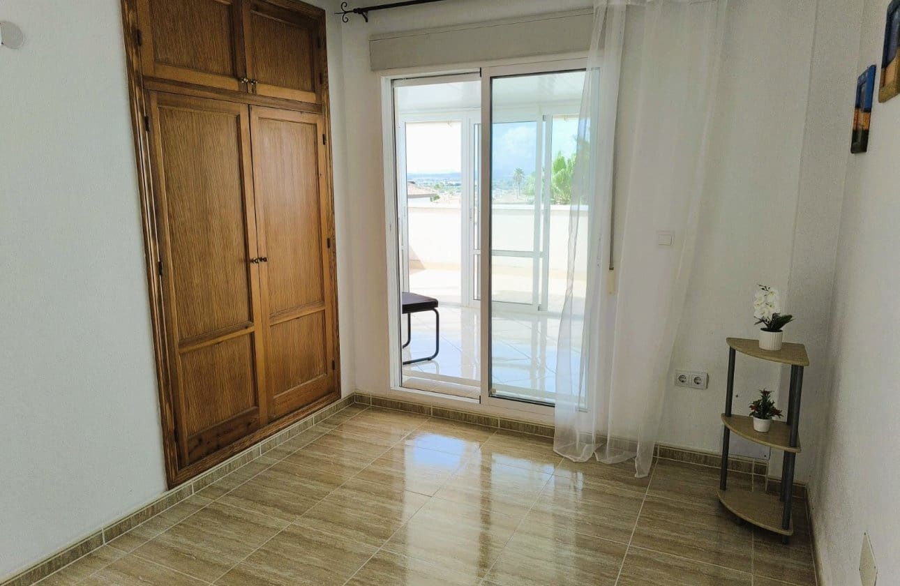 3 slaapkamer Villa te koop in San Fulgencio met zwembad - € 238.900 (Ref: 10095337)