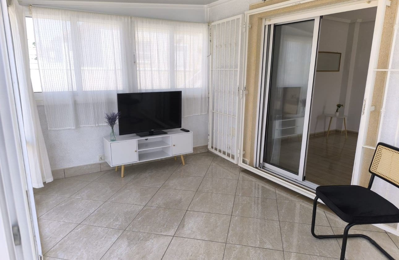 3 slaapkamer Villa te koop in San Fulgencio met zwembad - € 238.900 (Ref: 10095337)