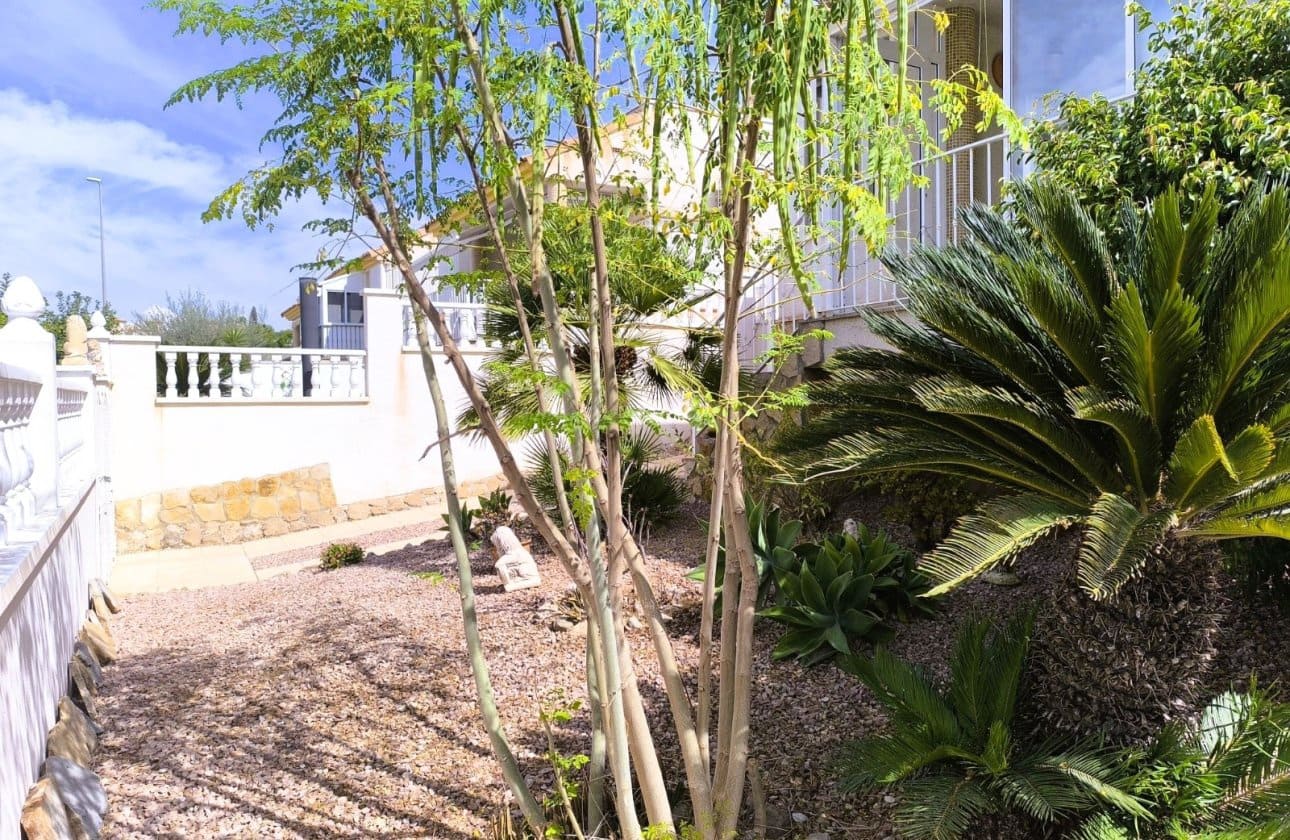 3 slaapkamer Villa te koop in San Fulgencio met zwembad - € 238.900 (Ref: 10095337)