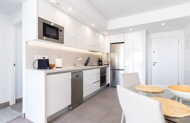 2 sypialnia Penthouse na sprzedaż w Villamartin, Orihuela z basenem garażem - 297 900 € (Ref: 10095552)