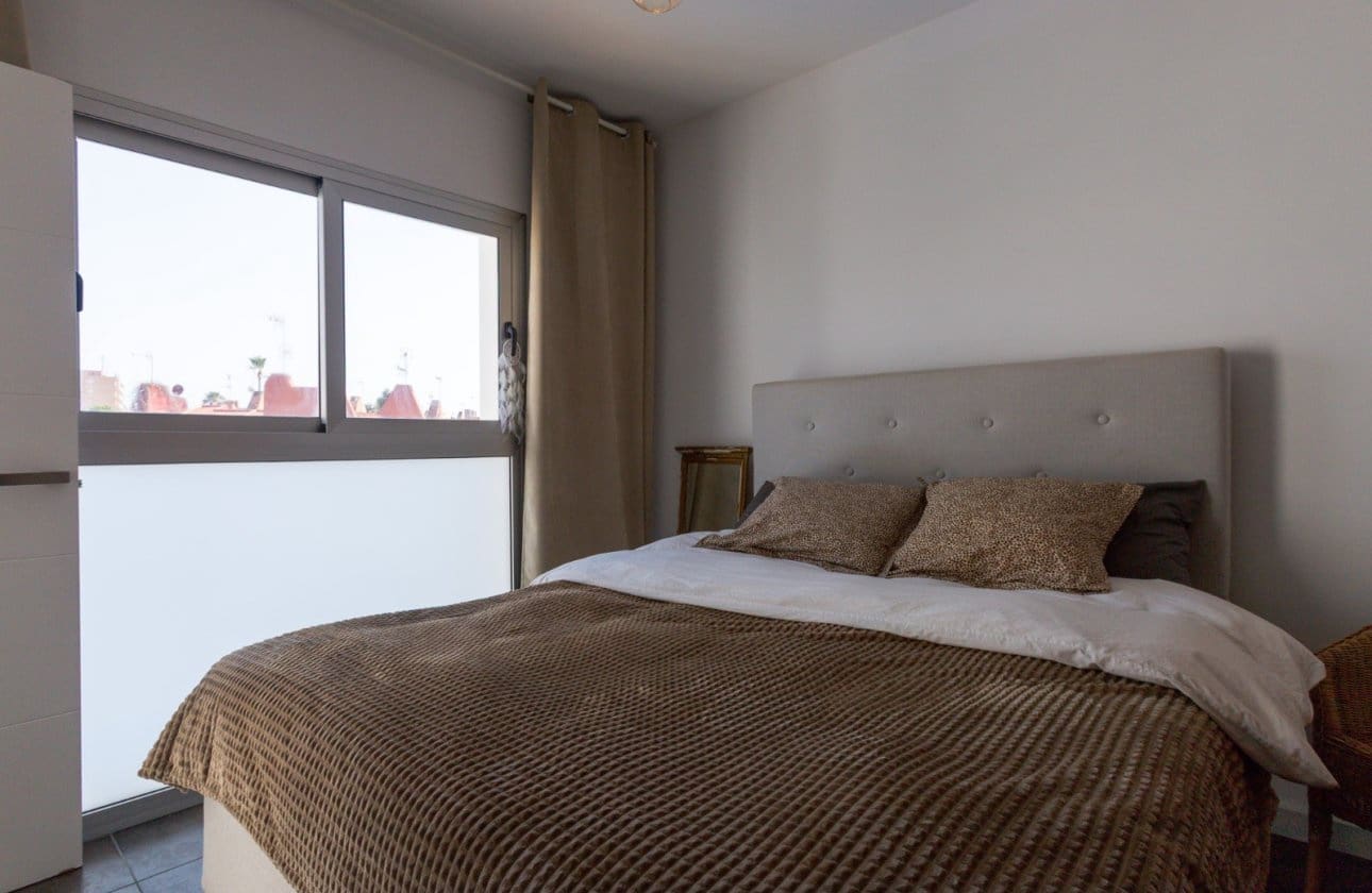 5 soveværelse Semi-Rækkehus til salg i Torrevieja med swimmingpool garage - € 474.900 (Ref: 10101297)