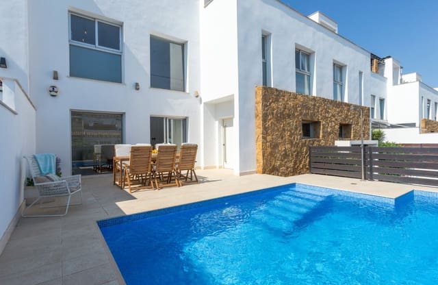 5 soveværelse Semi-Rækkehus til salg i Nueva Torrevieja - Aguas Nuevas, Torrevieja med swimmingpool garage - € 474.900 (Ref: 10101297)