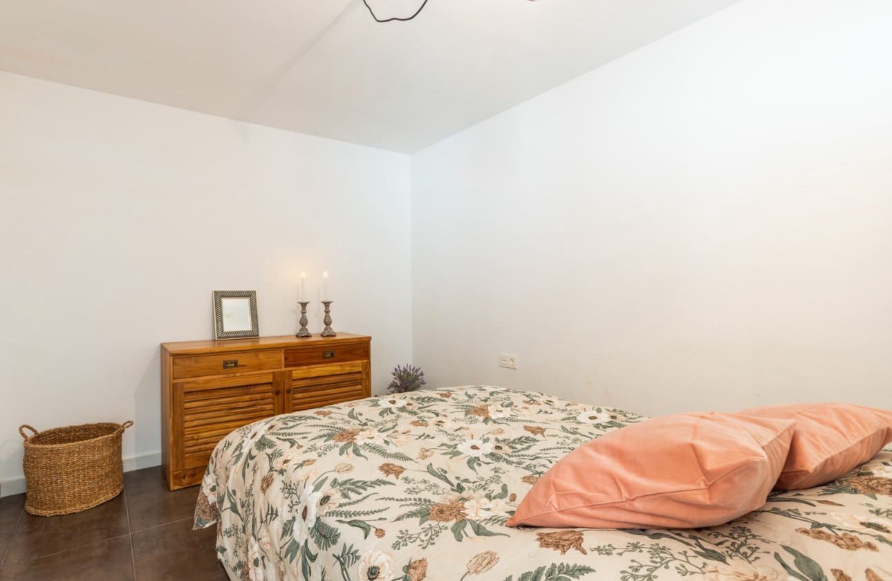 5 soveværelse Semi-Rækkehus til salg i Torrevieja med swimmingpool garage - € 474.900 (Ref: 10101297)