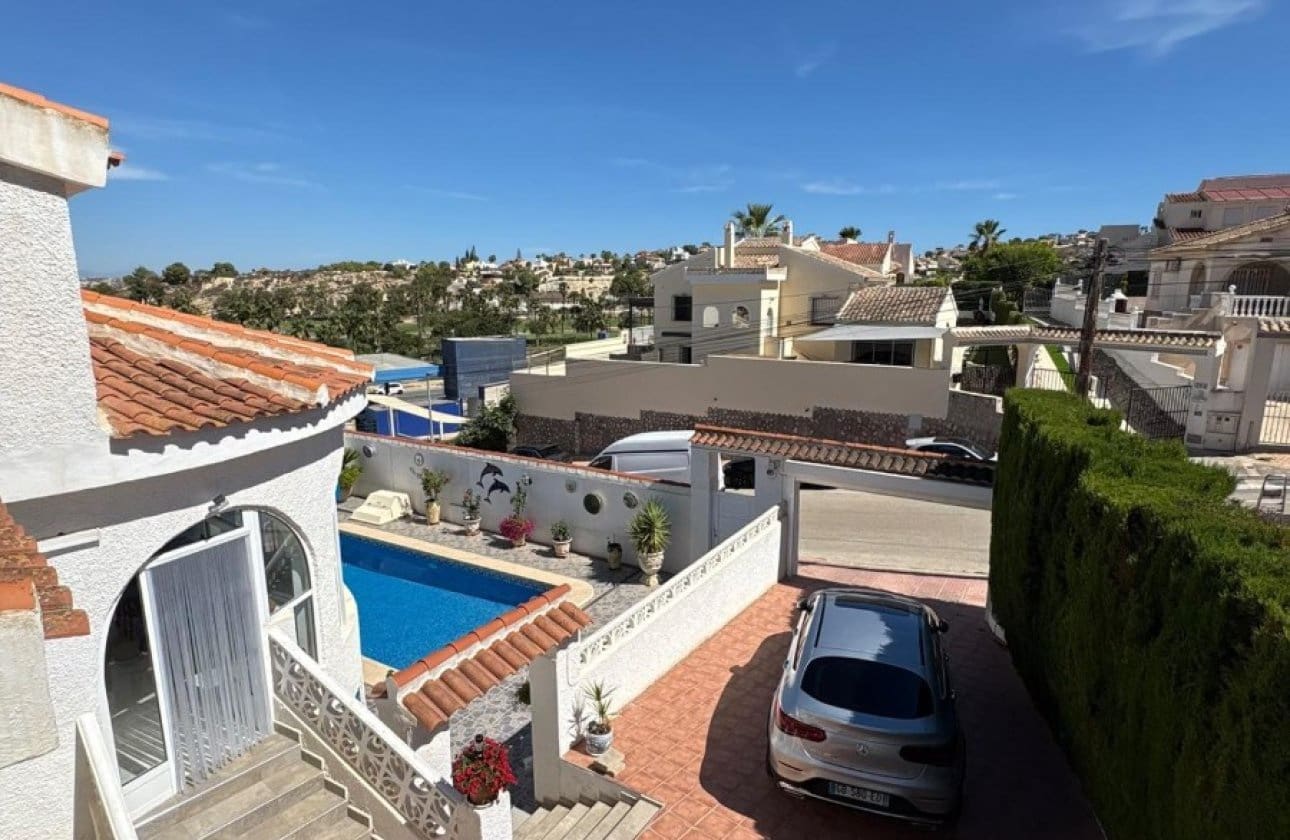 5 camera da letto Villa in vendita in Ciudad Quesada con piscina garage - 425.000 € (Rif: 10127324)