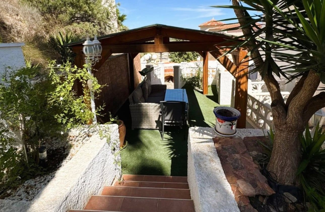 5 camera da letto Villa in vendita in Ciudad Quesada con piscina garage - 425.000 € (Rif: 10127324)