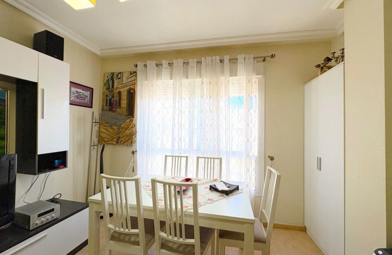 2 sovrum Lägenhet till salu i Almoradi - 127 500 € (Ref: 10130977)