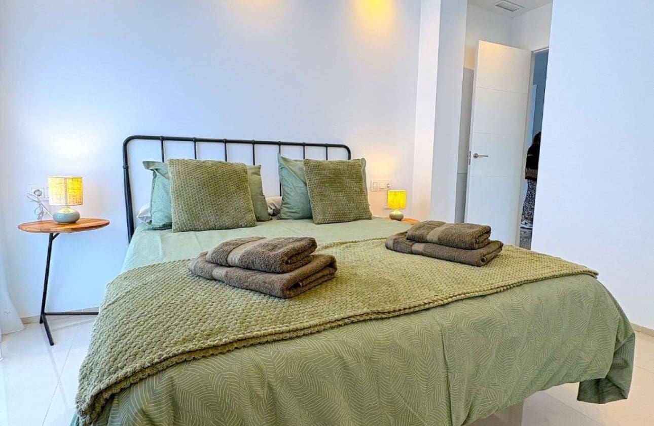 2 soveværelse Lejlighed til salg i Ciudad Quesada med swimmingpool garage - € 265.000 (Ref: 10131017)