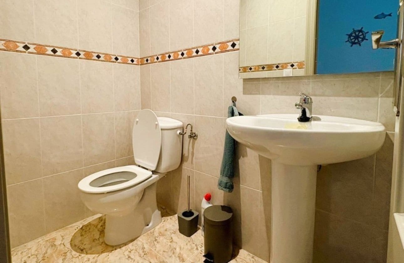 4 slaapkamer Rijtjeshuis te koop in Benijofar met zwembad - € 279.000 (Ref: 10132309)