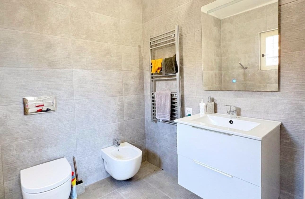 3 quarto Moradia para venda em Algorfa com piscina - 420 000 € (Ref: 10134897)