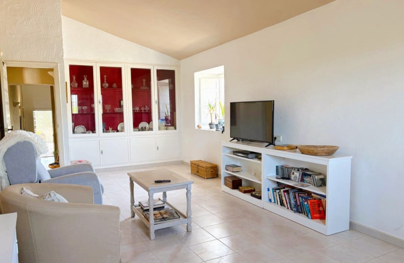 3 quarto Moradia para venda em Algorfa com piscina - 420 000 € (Ref: 10134897)