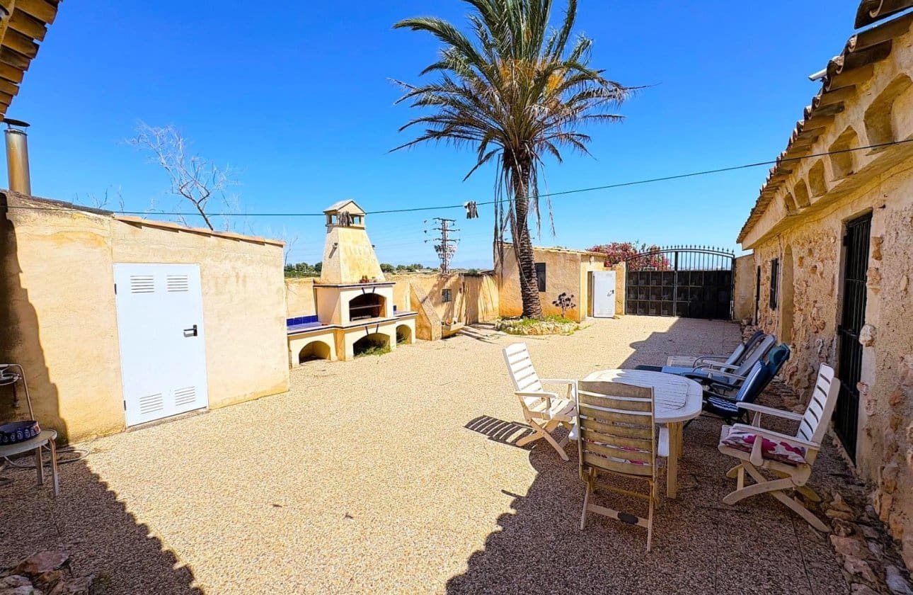 3 quarto Moradia para venda em Algorfa com piscina - 420 000 € (Ref: 10134897)
