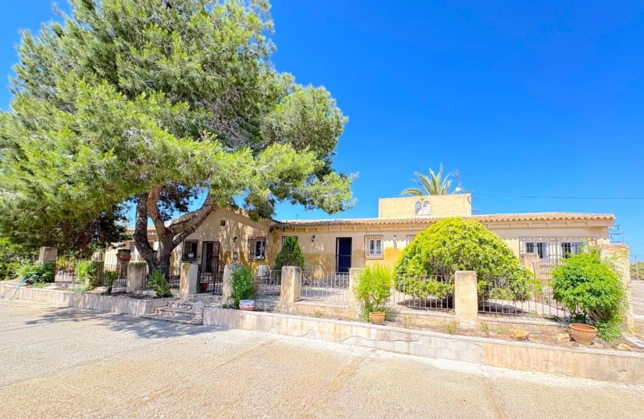 3 quarto Moradia para venda em Algorfa com piscina - 420 000 € (Ref: 10134897)