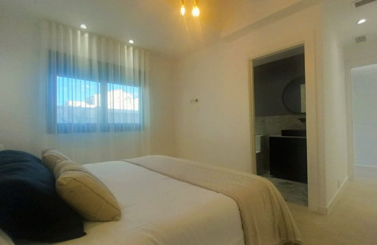 3 quarto Moradia para venda em El Chaparral com piscina garagem - 459 000 € (Ref: 10135235)