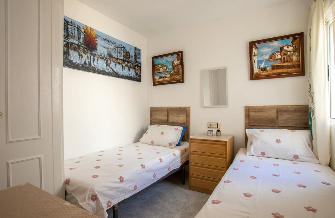 3 soveværelse Bungalow til salg i La Florida med swimmingpool - € 178.900 (Ref: 10165467)