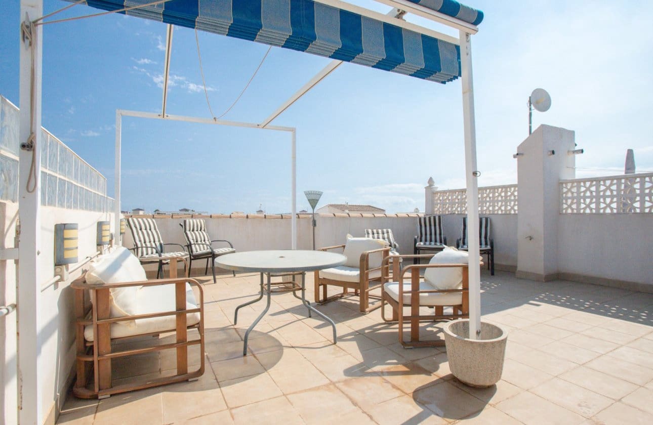 3 soveværelse Bungalow til salg i La Florida med swimmingpool - € 178.900 (Ref: 10165467)