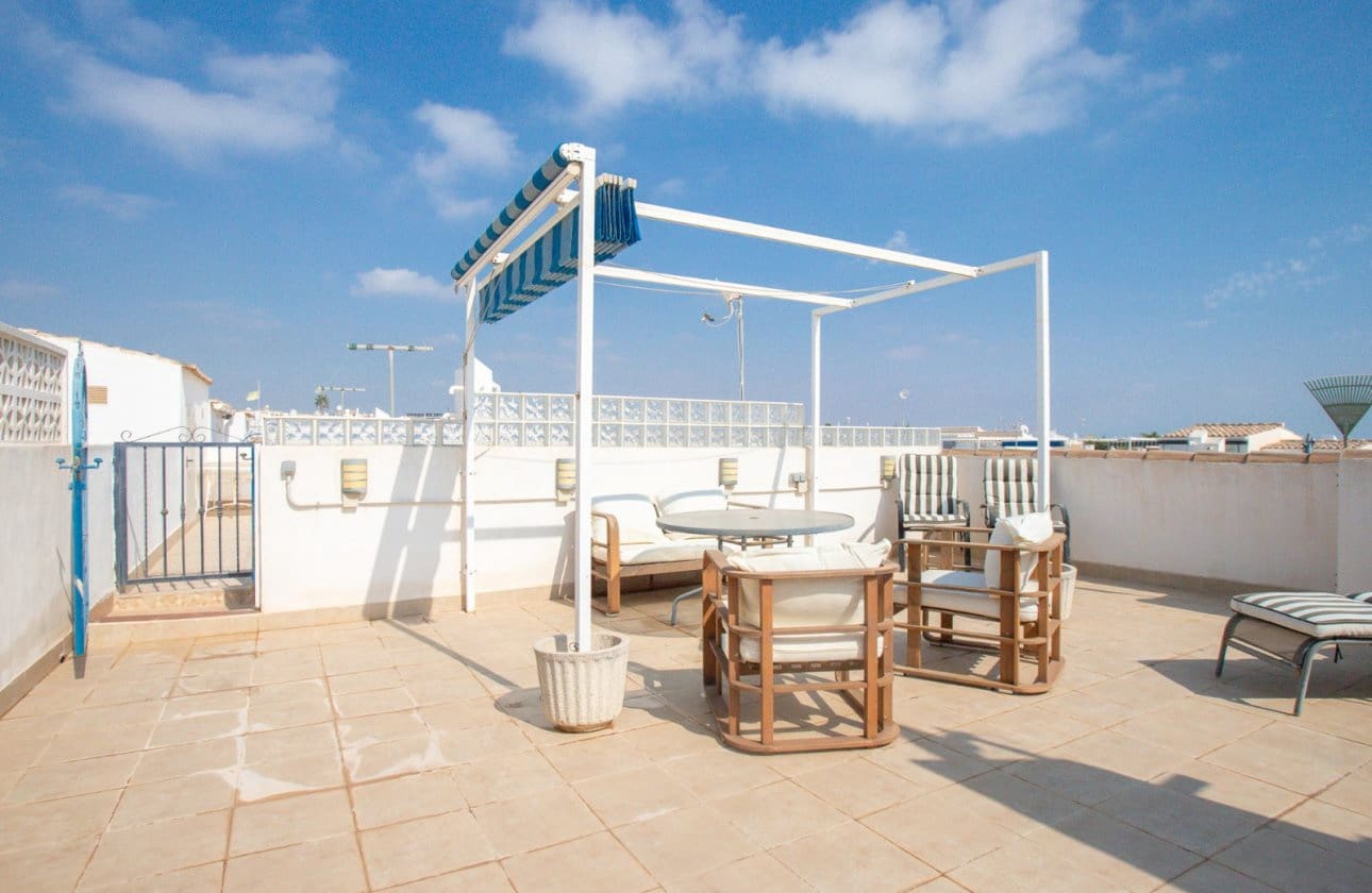3 soveværelse Bungalow til salg i La Florida med swimmingpool - € 178.900 (Ref: 10165467)