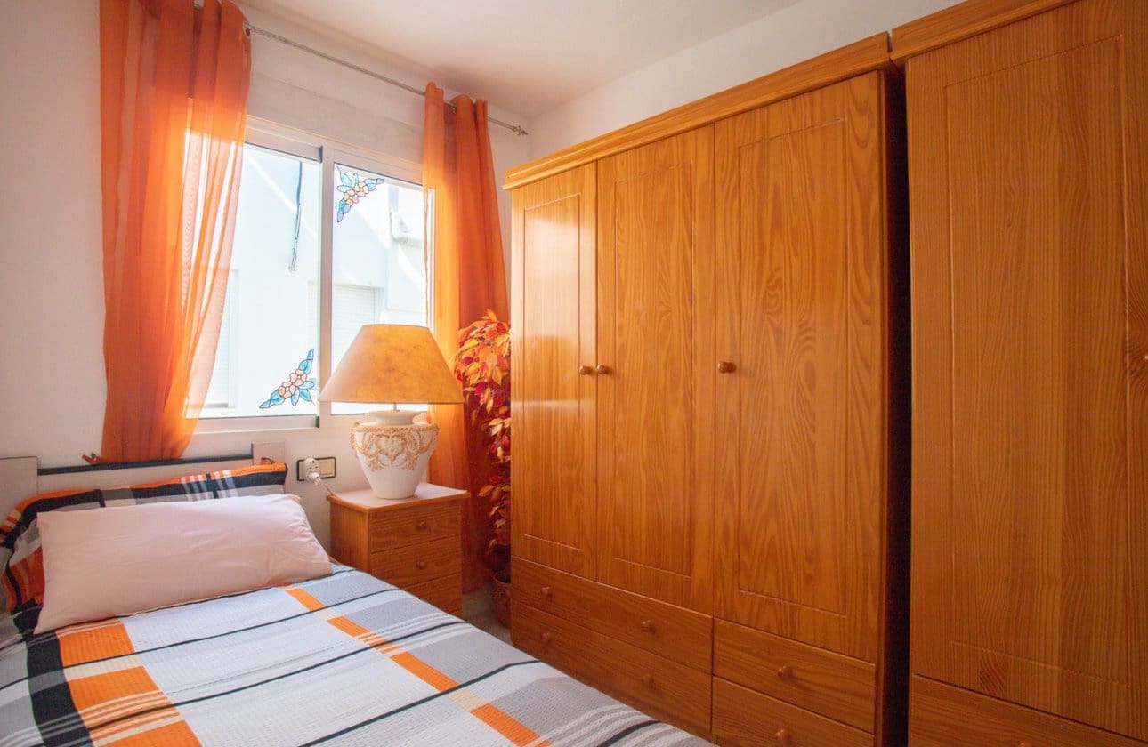 3 soveværelse Bungalow til salg i La Florida med swimmingpool - € 178.900 (Ref: 10165467)