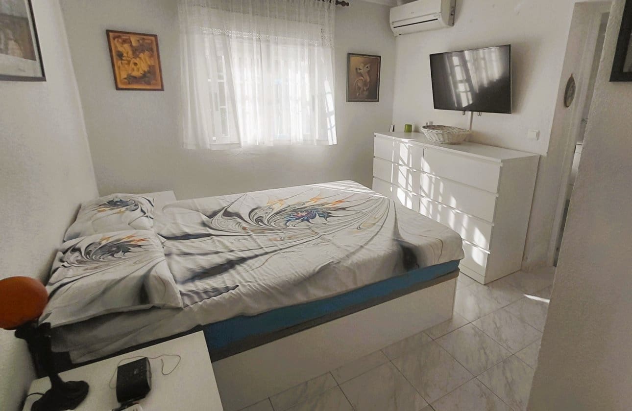 2 Zimmer Villa zu verkaufen in San Fulgencio mit Garage - 209.900 € (Ref: 10169056)
