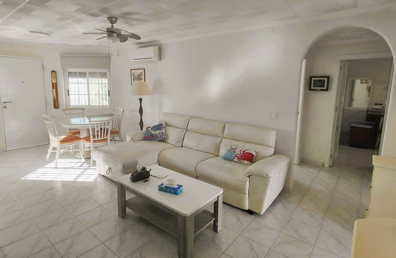 2 Zimmer Villa zu verkaufen in San Fulgencio mit Garage - 209.900 € (Ref: 10169056)