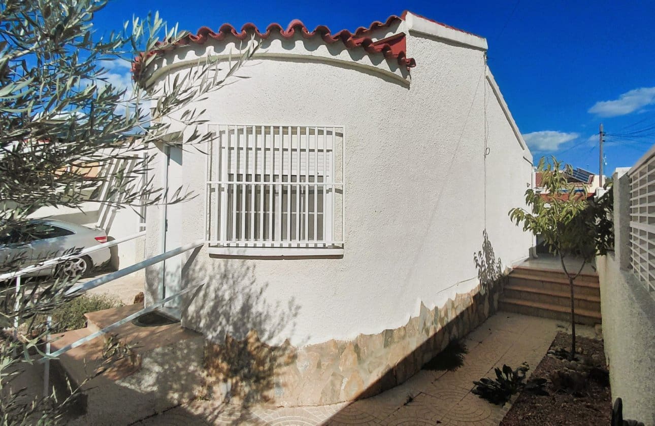 2 Zimmer Villa zu verkaufen in San Fulgencio mit Garage - 209.900 € (Ref: 10169056)