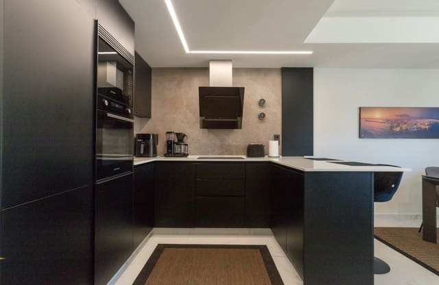 3 soveværelse Penthouse til salg i Centro, Torrevieja med swimmingpool garage - € 378.900 (Ref: 10181680)