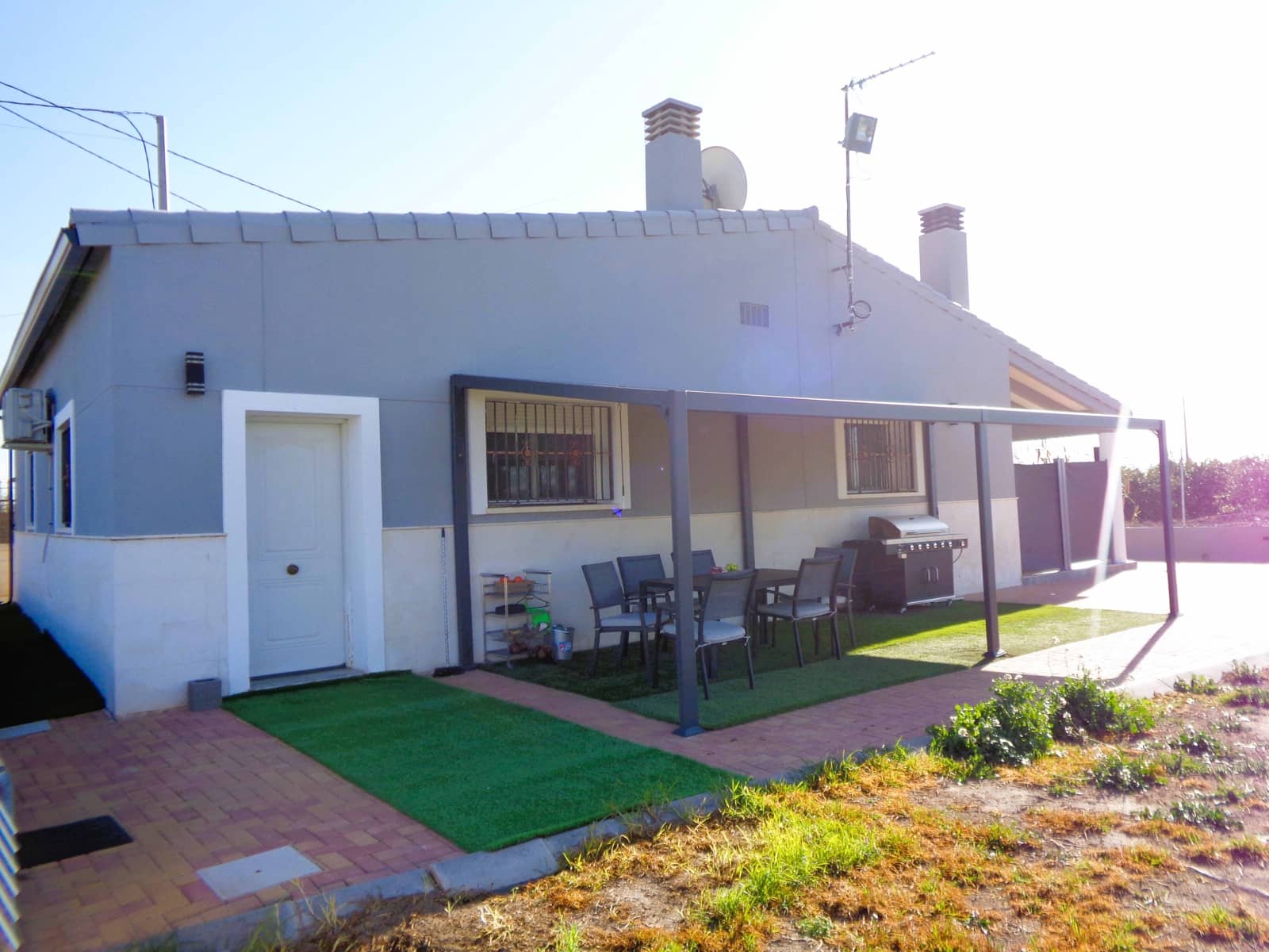 4 soveværelse Finca/Landehus til salg i Callosa de Segura med swimmingpool garage - € 319.000 (Ref: 8788139)