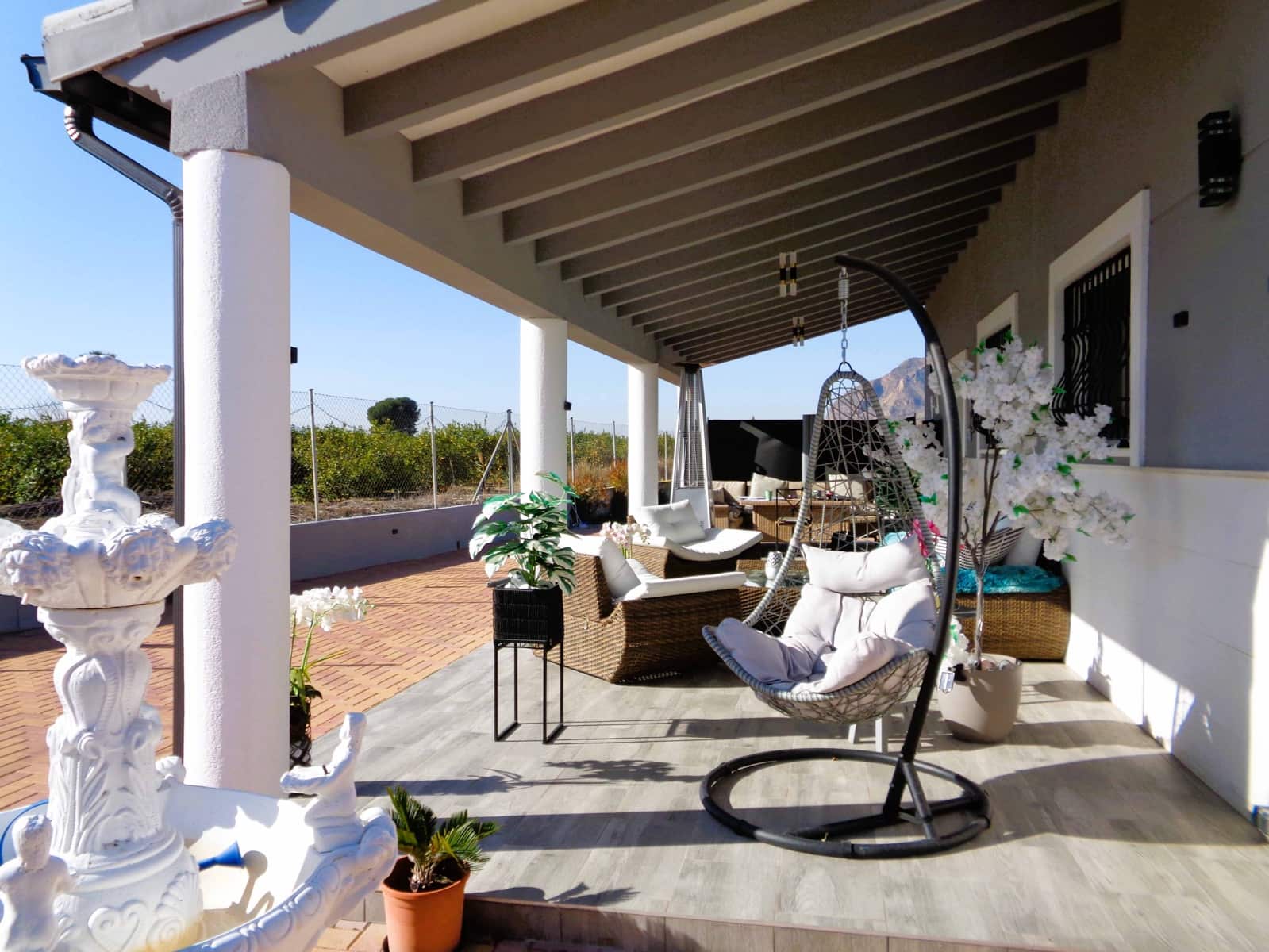 4 soveværelse Finca/Landehus til salg i Callosa de Segura med swimmingpool garage - € 319.000 (Ref: 8788139)