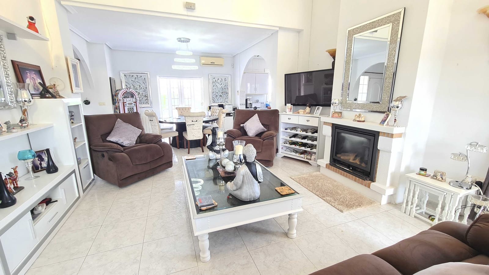 3 soveværelse Villa til salg i El Molar med swimmingpool garage - € 449.900 (Ref: 9099955)