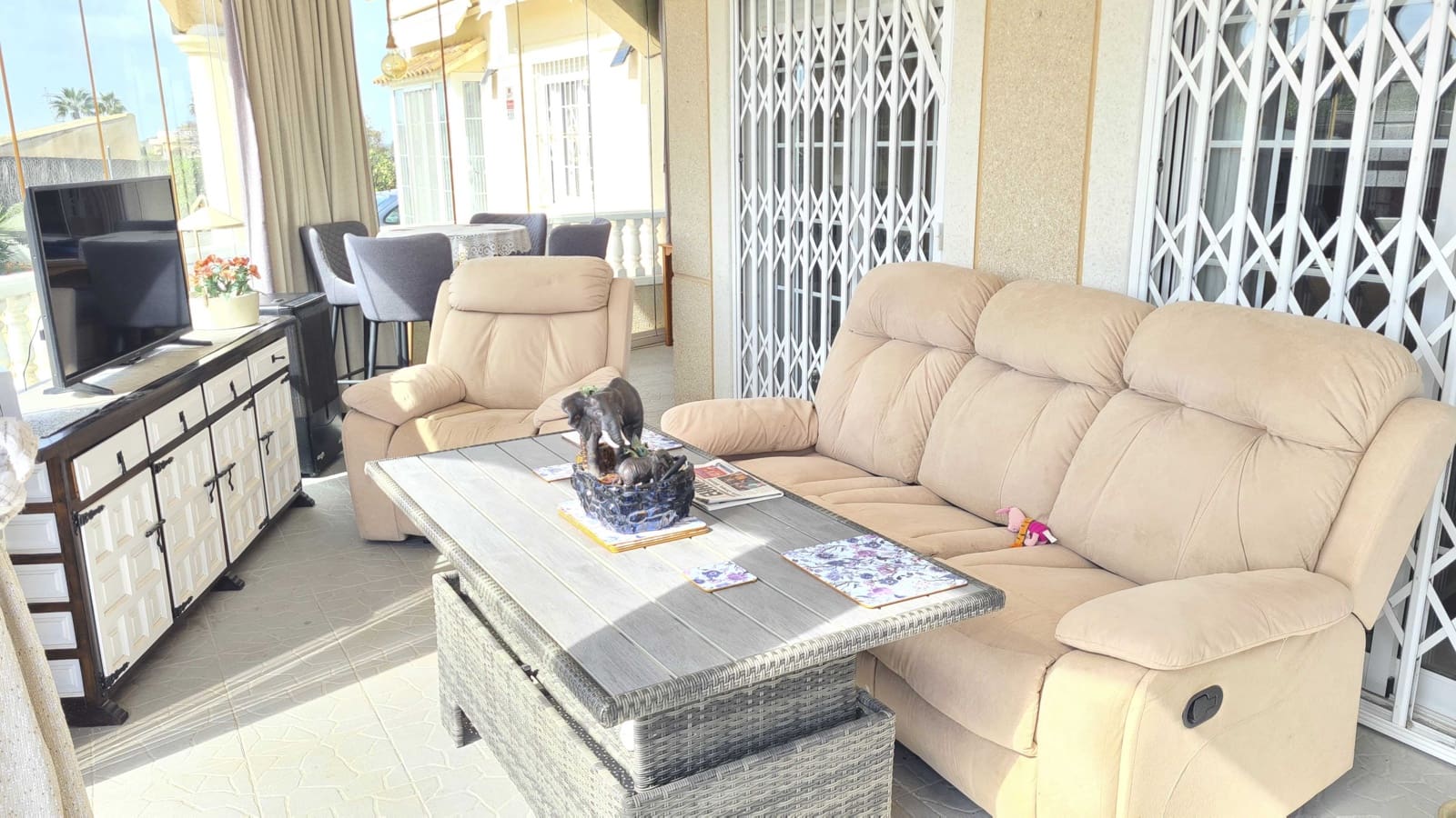 3 soveværelse Villa til salg i El Molar med swimmingpool garage - € 449.900 (Ref: 9099955)