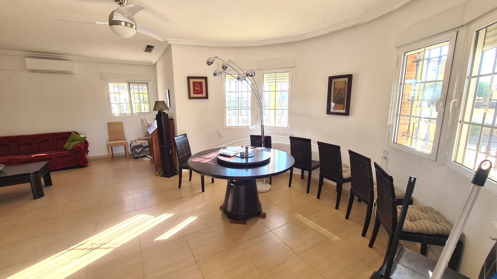 3 soveværelse Villa til salg i Catral med swimmingpool garage - € 329.000 (Ref: 9113703)