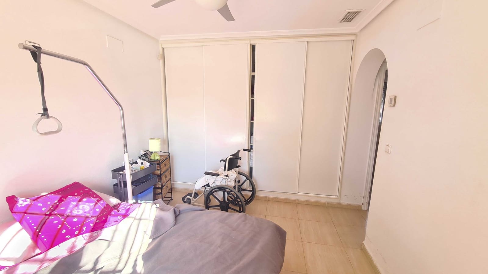 3 soveværelse Villa til salg i Catral med swimmingpool garage - € 329.000 (Ref: 9113703)