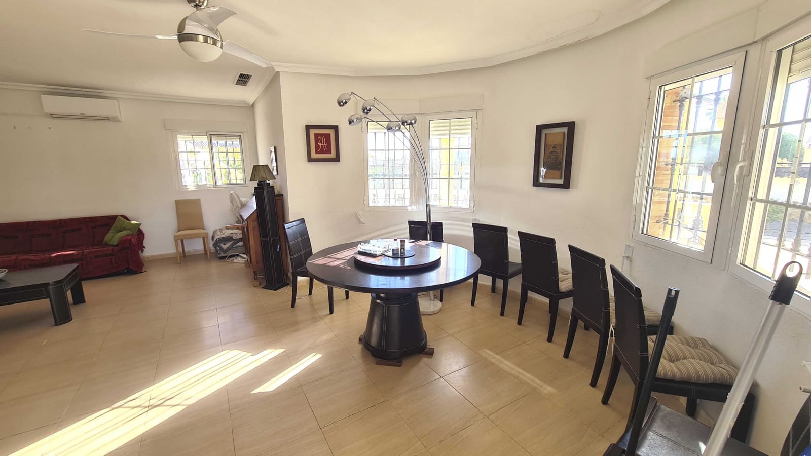 3 soveværelse Villa til salg i Catral med swimmingpool garage - € 329.000 (Ref: 9113703)