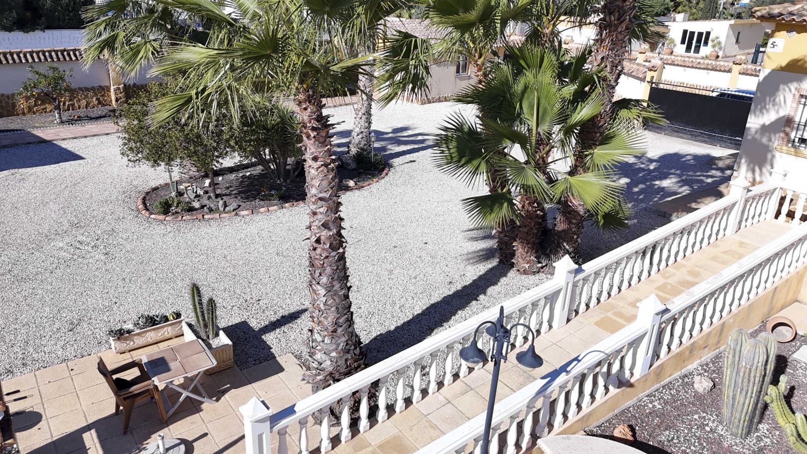 3 soveværelse Villa til salg i Catral med swimmingpool garage - € 329.000 (Ref: 9113703)