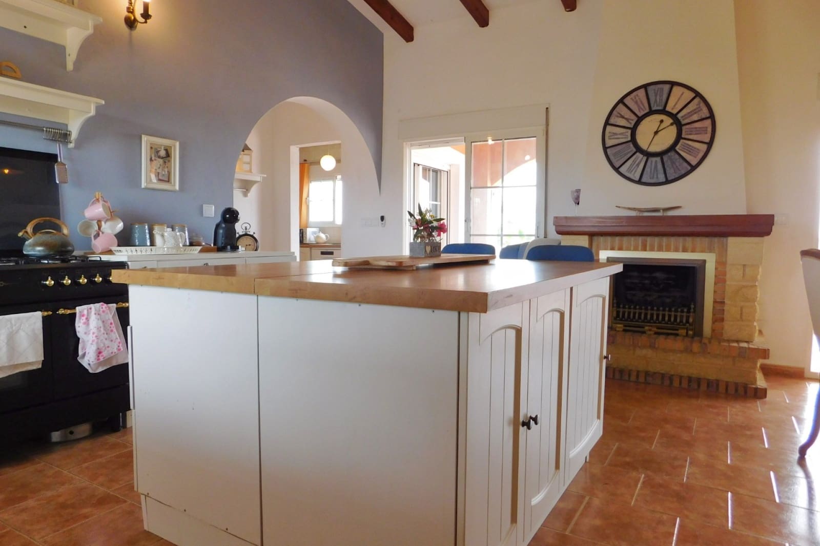 3 soveværelse Finca/Landehus til salg i Dolores med swimmingpool garage - € 499.000 (Ref: 9216771)