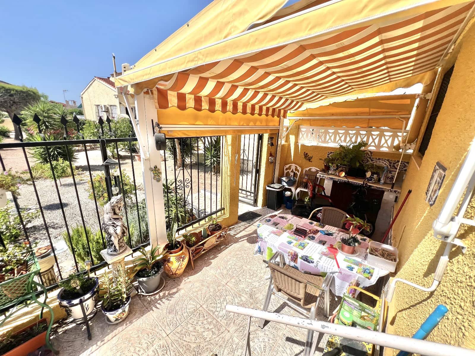 4 soveværelse Villa til salg i La Marina med garage - € 197.900 (Ref: 9242541)