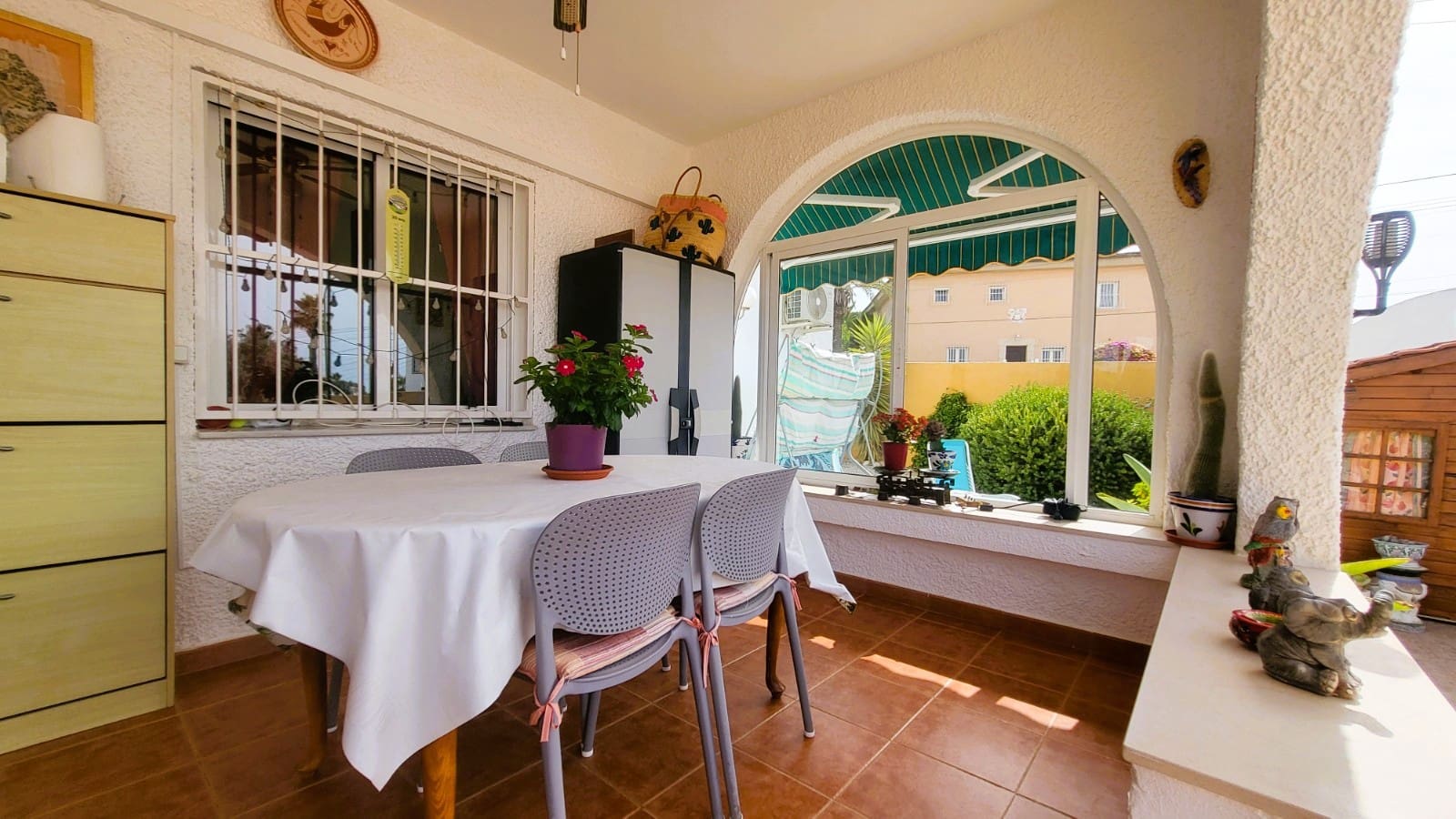 4 Zimmer Villa zu verkaufen in Ciudad Quesada mit Pool Garage - 389.000 € (Ref: 9357911)