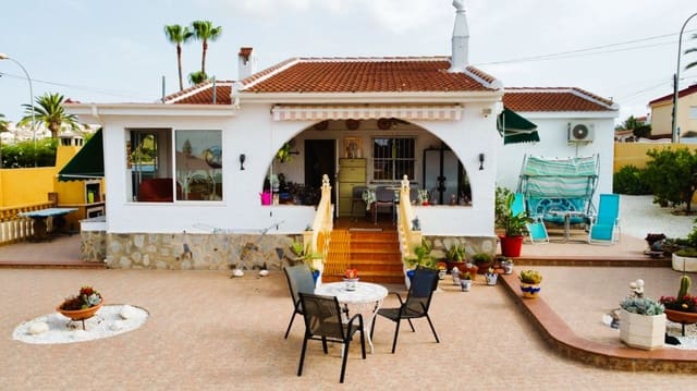 4 Zimmer Villa zu verkaufen in Ciudad Quesada, Rojales mit Pool Garage - 389.000 € (Ref: 9357911)