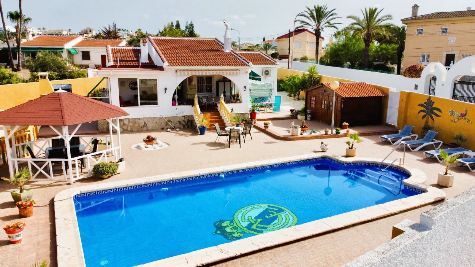 4 Zimmer Villa zu verkaufen in Ciudad Quesada mit Pool Garage - 389.000 € (Ref: 9357911)