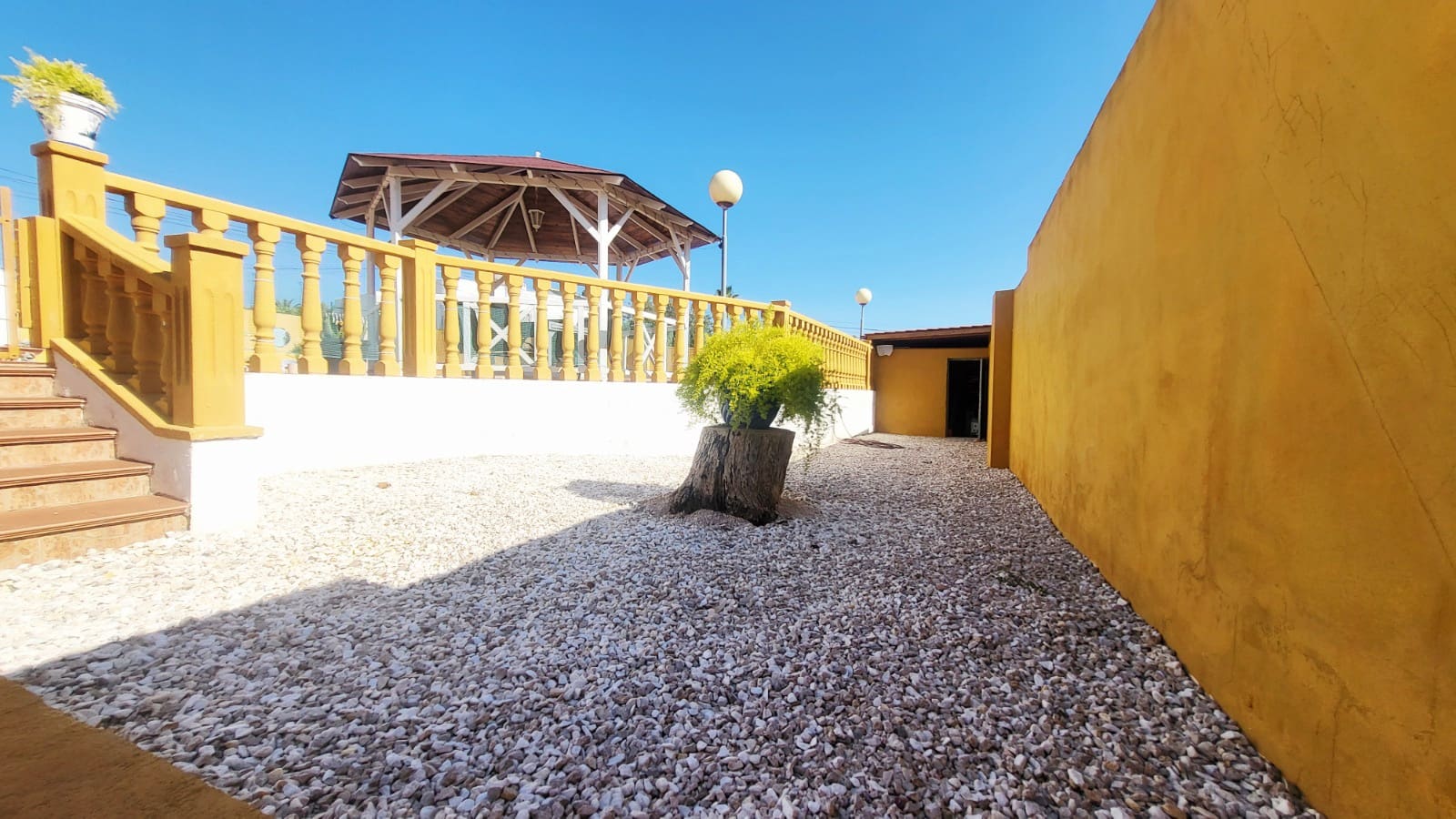 4 Zimmer Villa zu verkaufen in Ciudad Quesada mit Pool Garage - 389.000 € (Ref: 9357911)