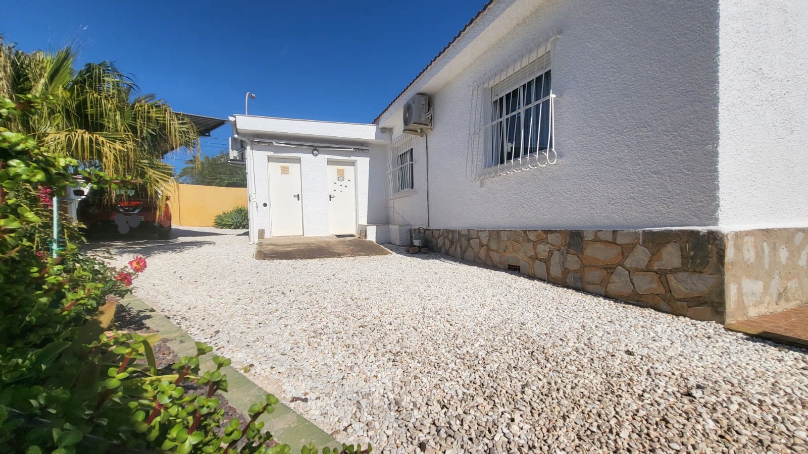 4 Zimmer Villa zu verkaufen in Ciudad Quesada mit Pool Garage - 389.000 € (Ref: 9357911)