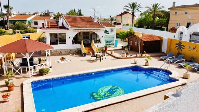 4 Zimmer Villa zu verkaufen in Ciudad Quesada, Rojales mit Pool Garage - 389.000 € (Ref: 9357911)