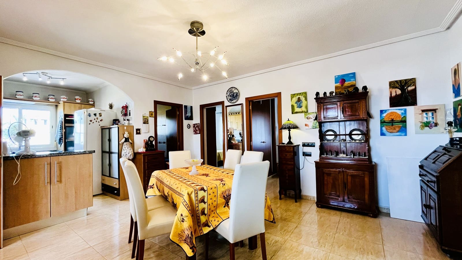 4 Zimmer Villa zu verkaufen in Ciudad Quesada mit Pool Garage - 389.000 € (Ref: 9357911)