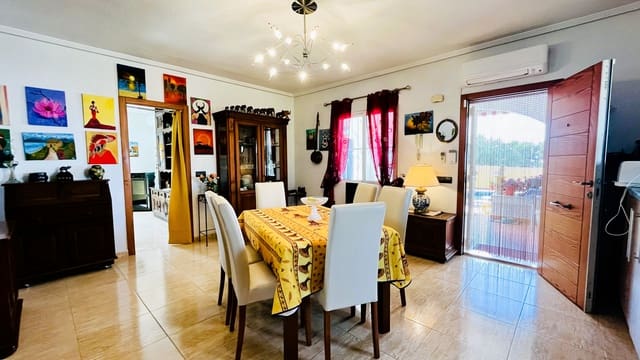 4 Zimmer Villa zu verkaufen in Ciudad Quesada, Rojales mit Pool Garage - 389.000 € (Ref: 9357911)