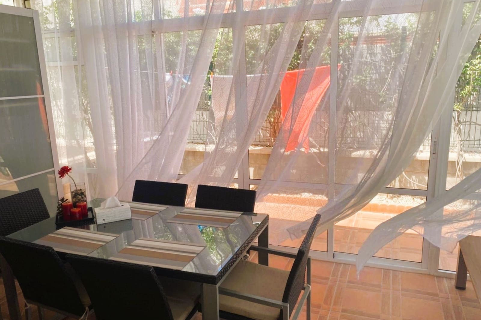 2 makuuhuone Bungalow myytävänä paikassa Pilar de la Horadada mukana uima-altaan 
autotalli - 234 900 € (Ref: 9360712)