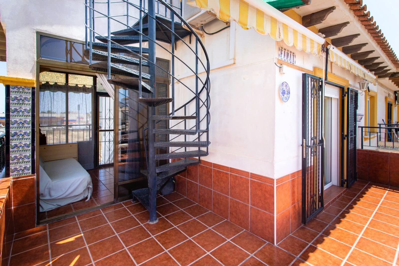 2 soverom Bungalow til salgs i Orihuela Costa med svømmebasseng - € 187 900 (Ref: 9383279)