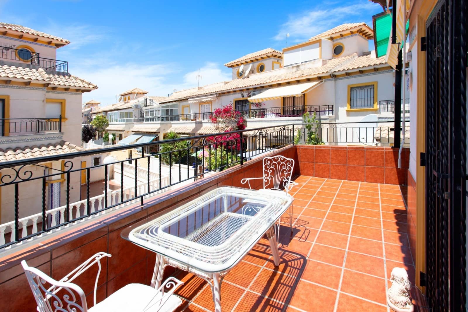 2 soverom Bungalow til salgs i Orihuela Costa med svømmebasseng - € 187 900 (Ref: 9383279)