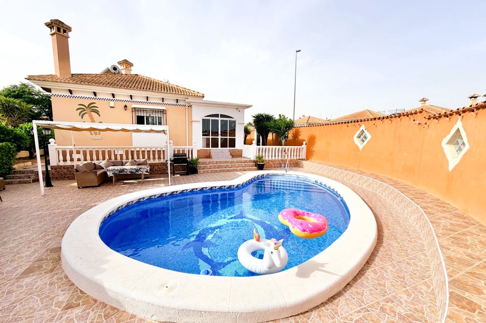 3 soveværelse Villa til salg i La Marina med swimmingpool garage - € 359.999 (Ref: 9428813)