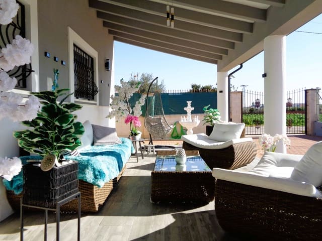 4 camera da letto Villa in vendita in Callosa de Segura con piscina - 319.000 € (Rif: 9497925)