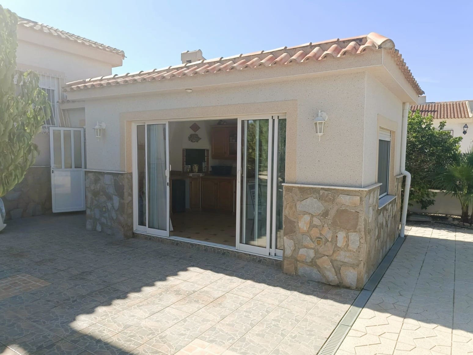 Chalet de 3 habitaciones en La Marina en venta con piscina garaje - 475.000 € (Ref: 9499888)