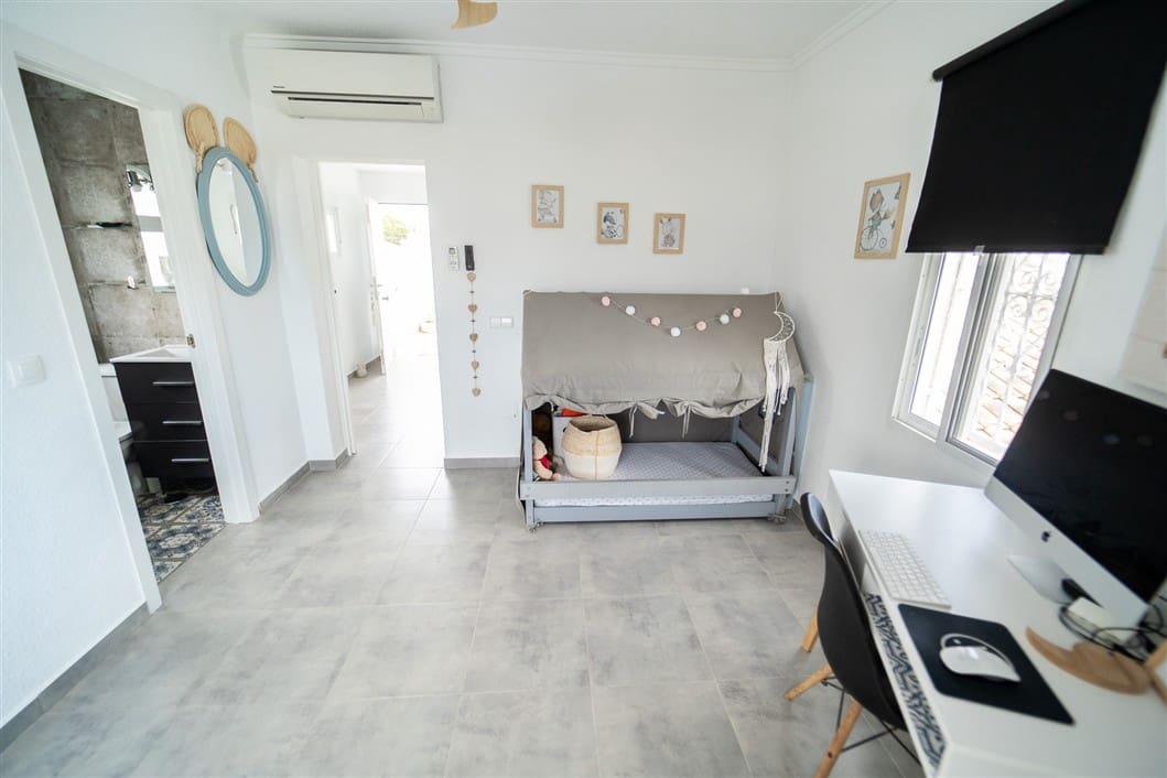 4 camera da letto Villa in vendita in La Siesta con piscina garage - 495.000 € (Rif: 9528907)